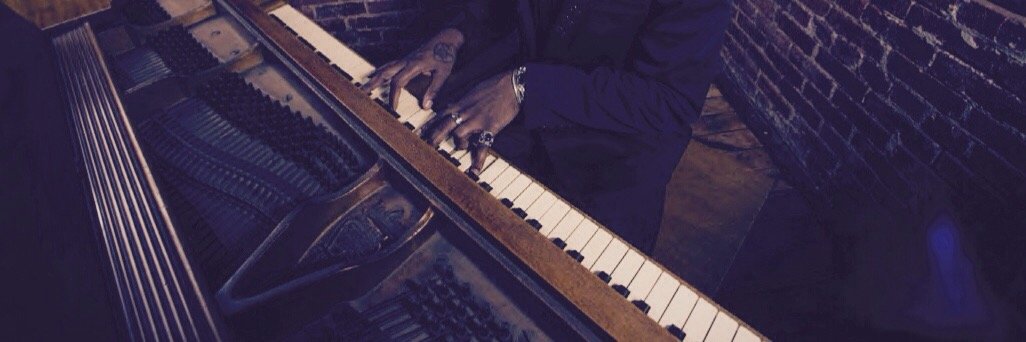 Timothy Bloom banner