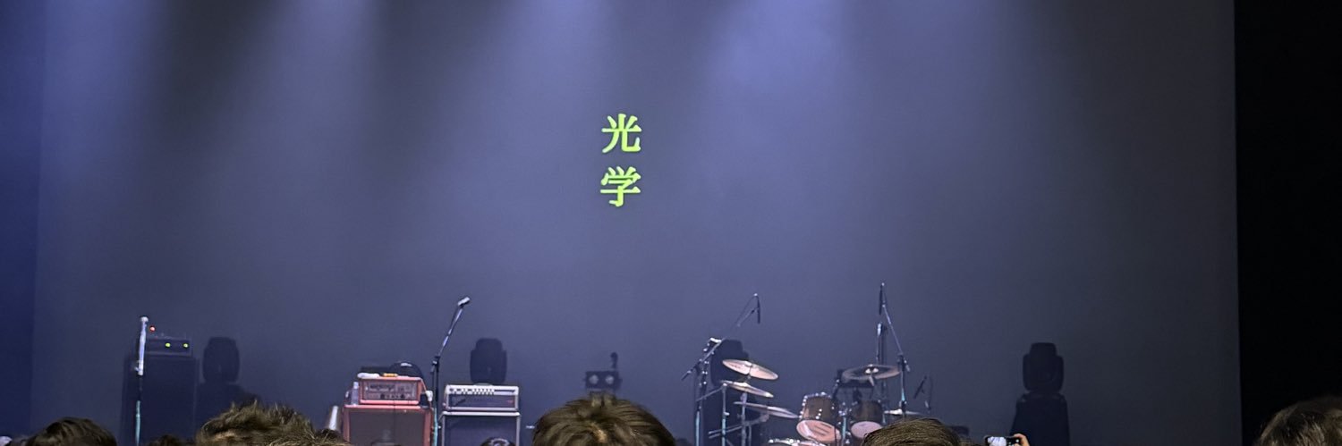 syasyau's profile banner image