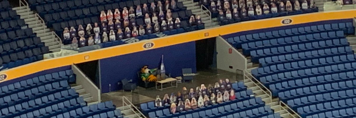 Very normal account name banner