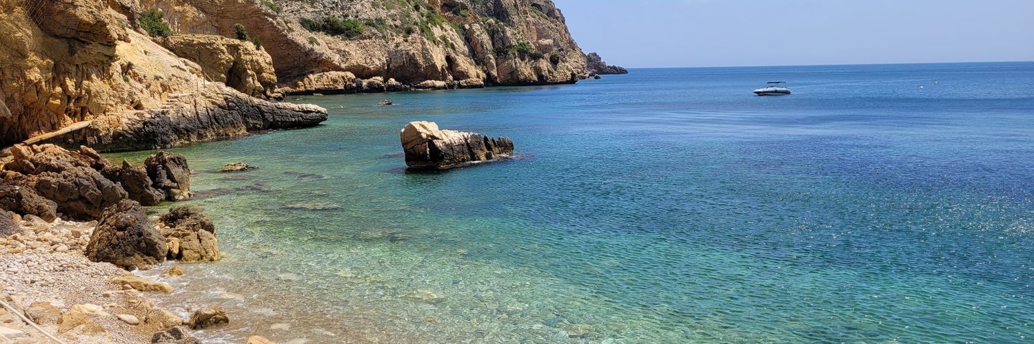 Stephanie Hilborne banner