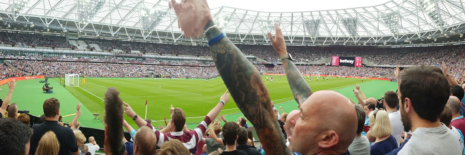 Travis Newton banner