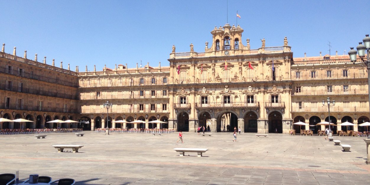 Alfonso Vicente banner