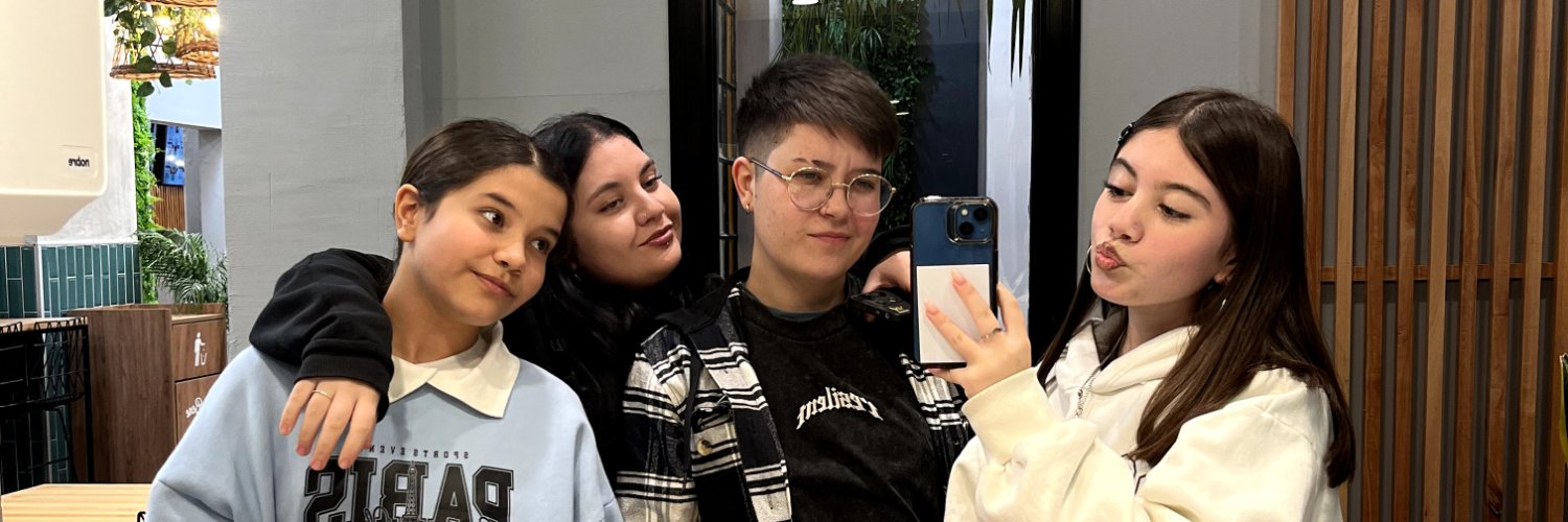 4yl3n22's profile banner image