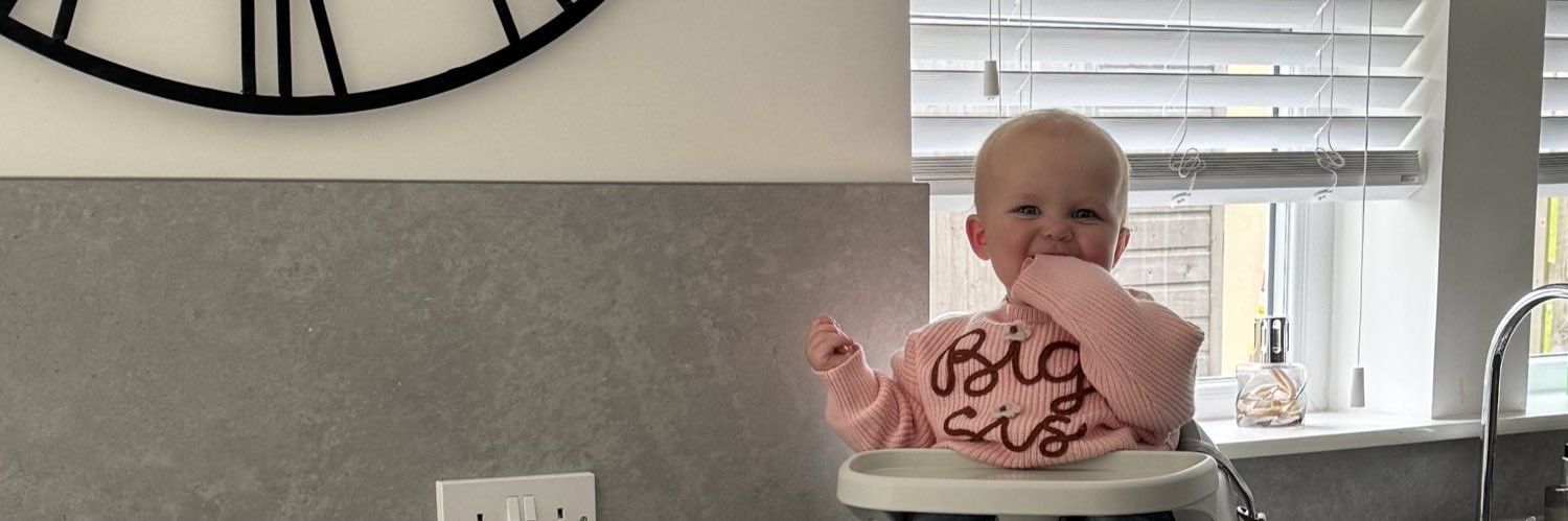 elliegibsonx's profile banner image