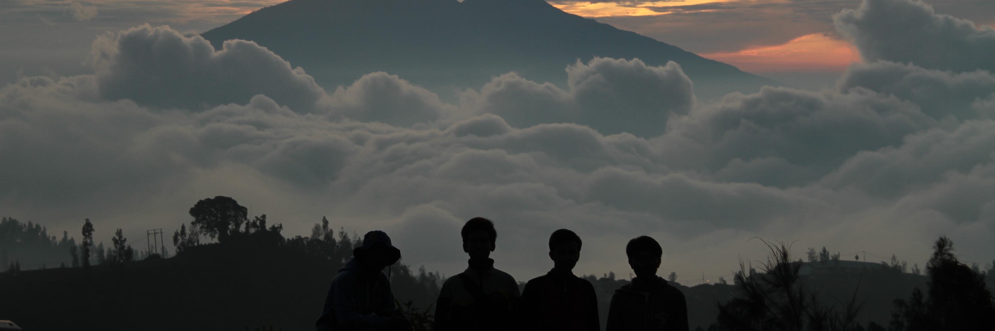 chandrarmdn's profile banner image