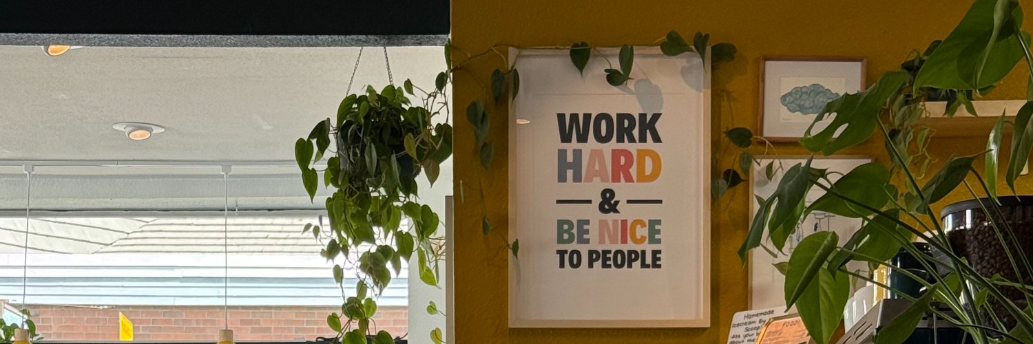 _lesliecory's profile banner image