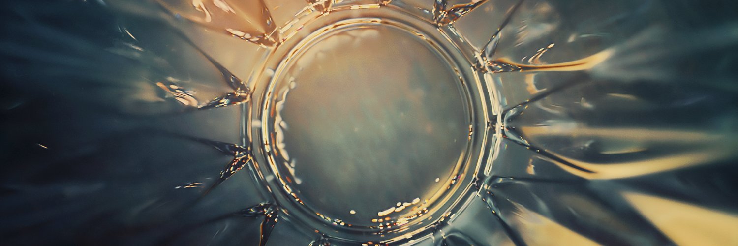 throughiris_'s profile banner image