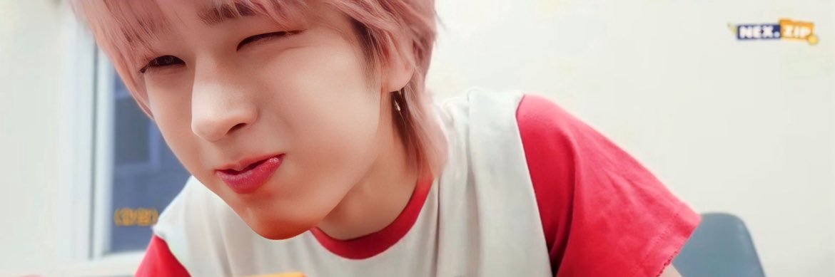 love0502_'s profile banner image