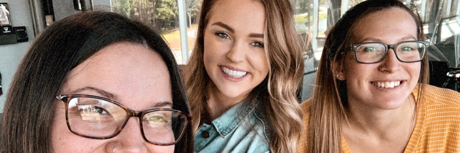 dee_allyssa's profile banner image