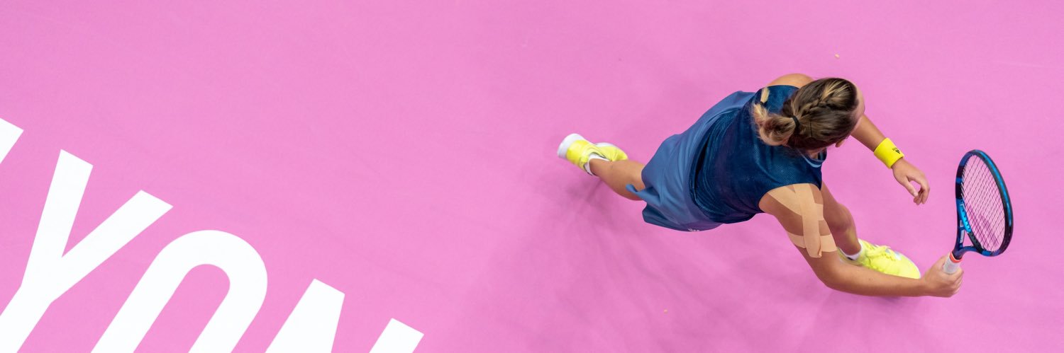 clara_burel's profile banner image