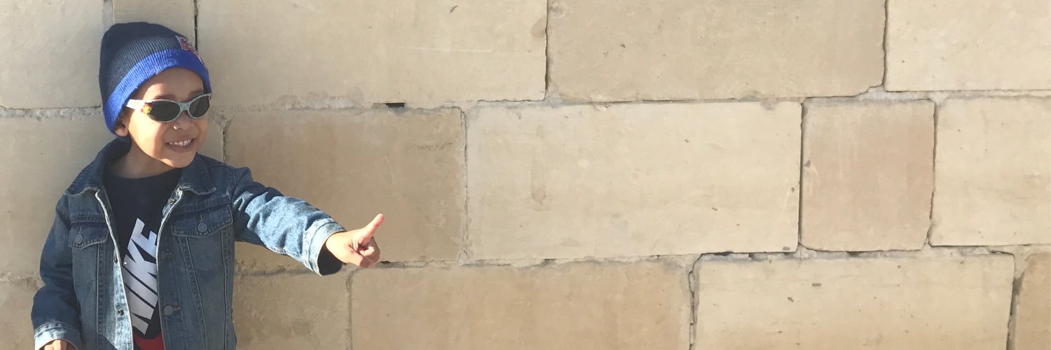 KMAx3's profile banner image