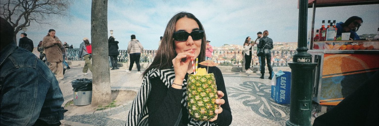 Mariana ✨ banner