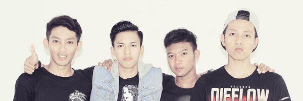 HolidayIsOver Profile Banner