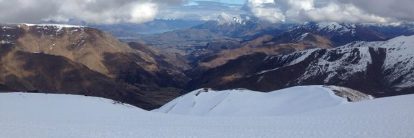 LiisUiga Profile Banner