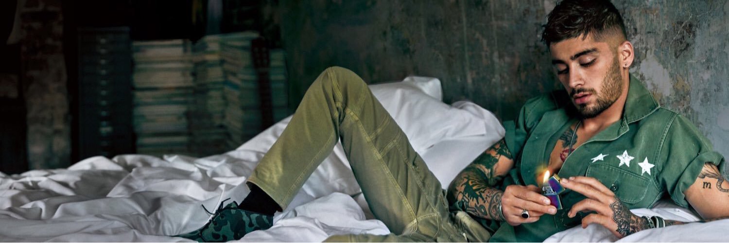 _ZAYN12AWS's profile banner image