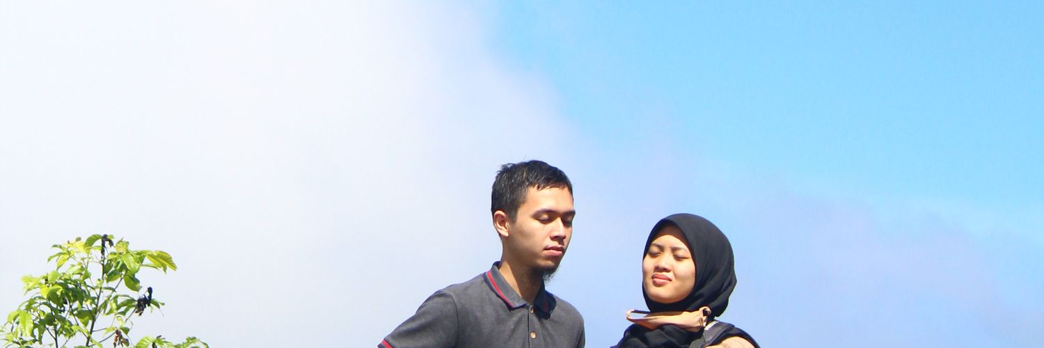 Yhusin96's profile banner image