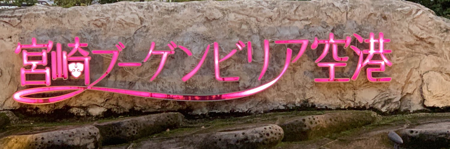 3_qubeley's profile banner image