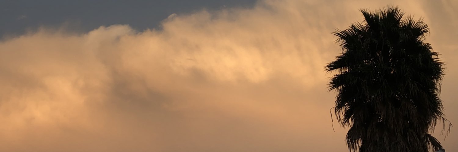 aglezm5's profile banner image