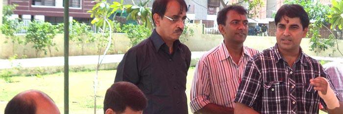 Dr. Vivek Pathak banner