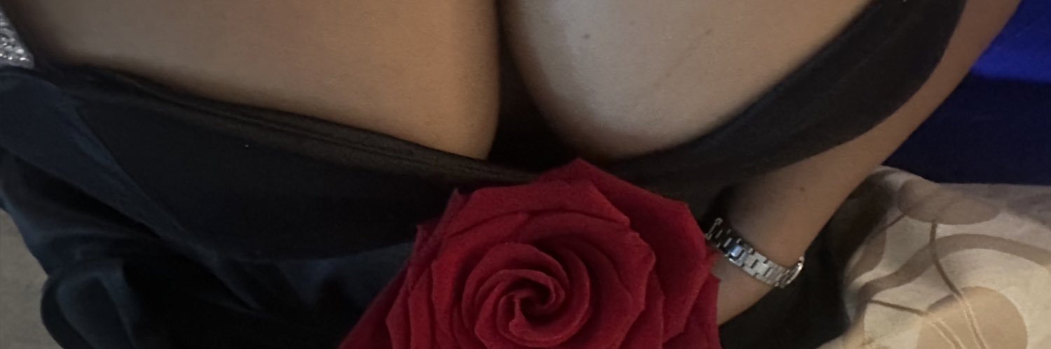 Dani 🌙 banner
