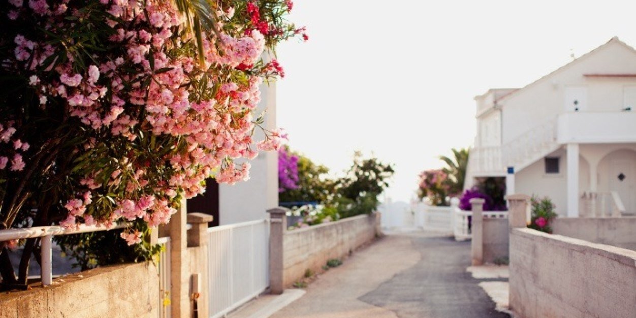 Hijabhills's profile banner image
