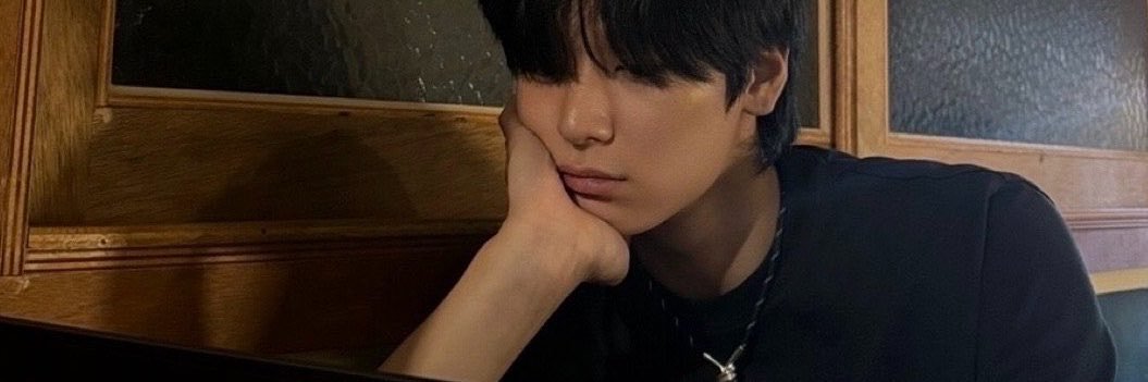 waveswallowsme's profile banner image