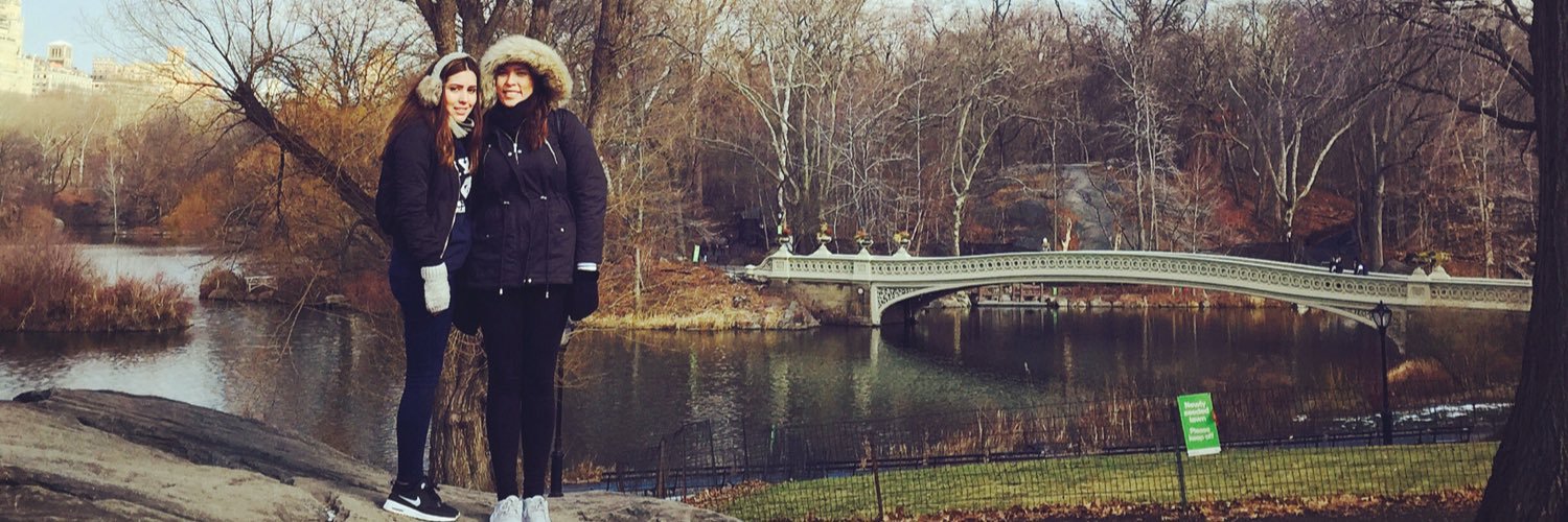 pia_ox's profile banner image