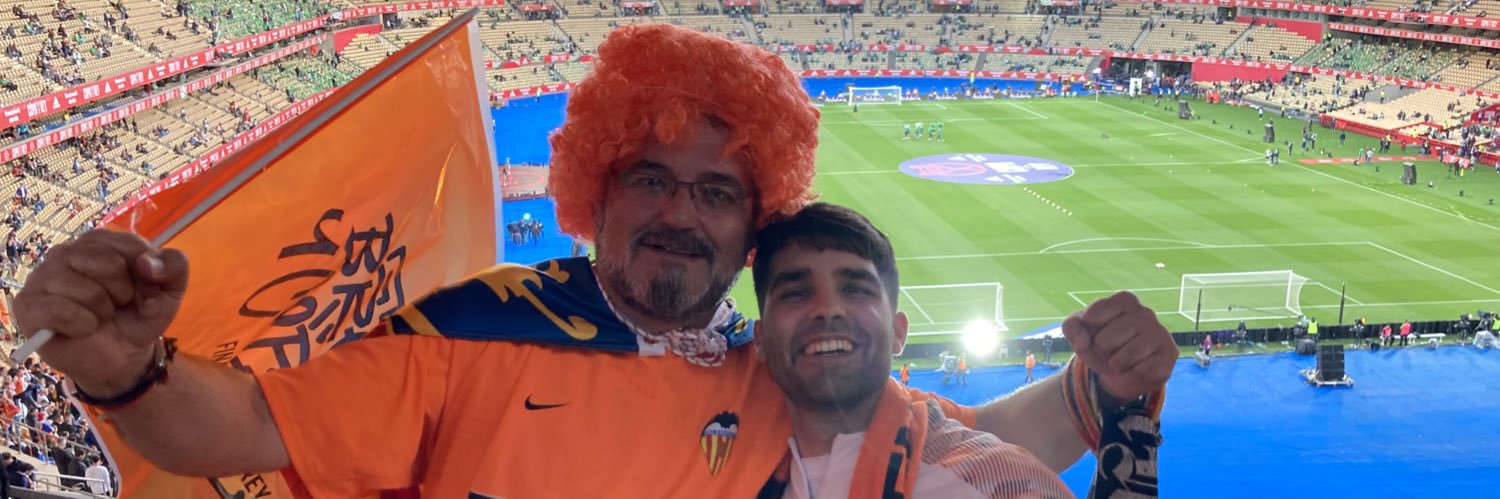 chichi 🦇💯 banner