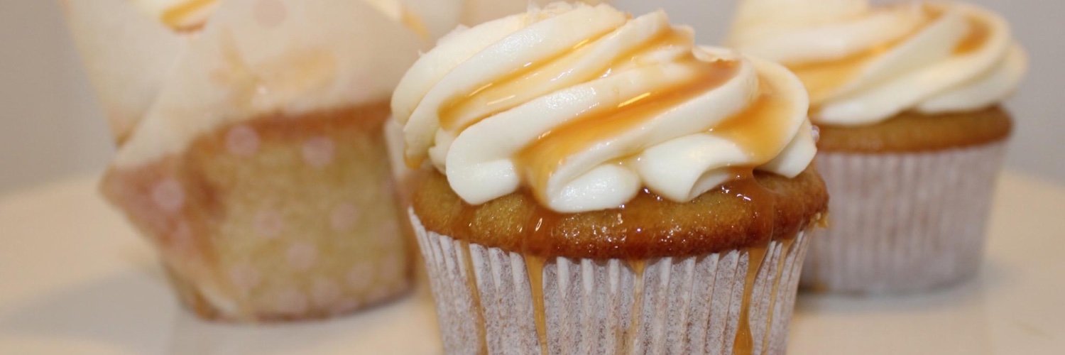 De L'or Cakery banner