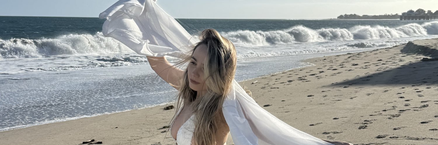 winseliz's profile banner image
