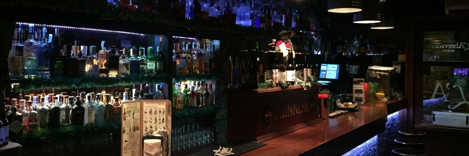 Pub L'abrevadero banner