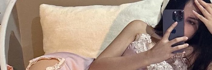 zeynepuzuner011's profile banner image