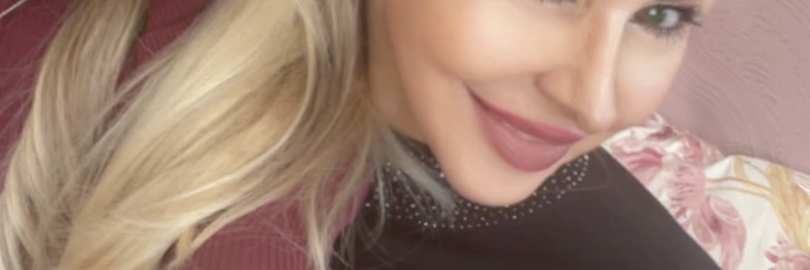 CharlizeGlamour's profile banner image