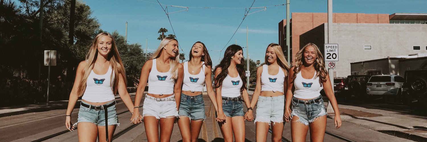 LindseyHelsten's profile banner image