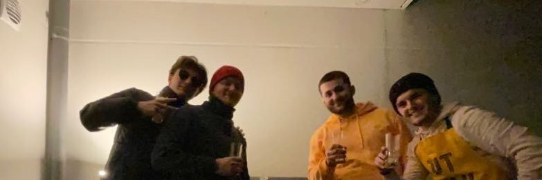 Thomis banner