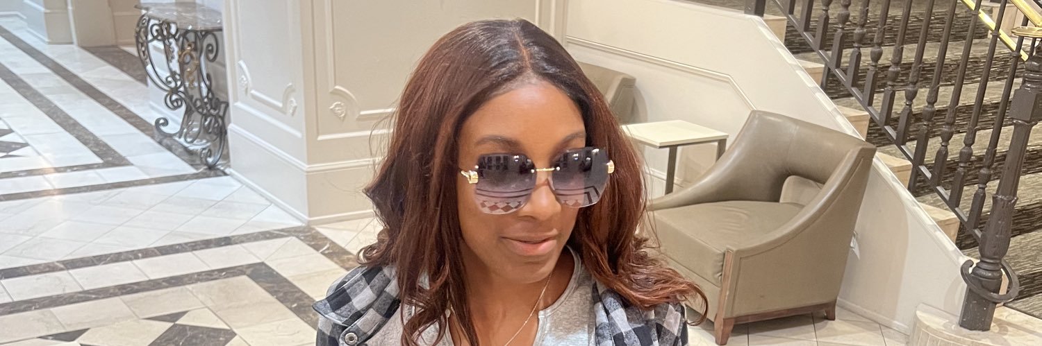 Bebe🤠🎒🔥 banner