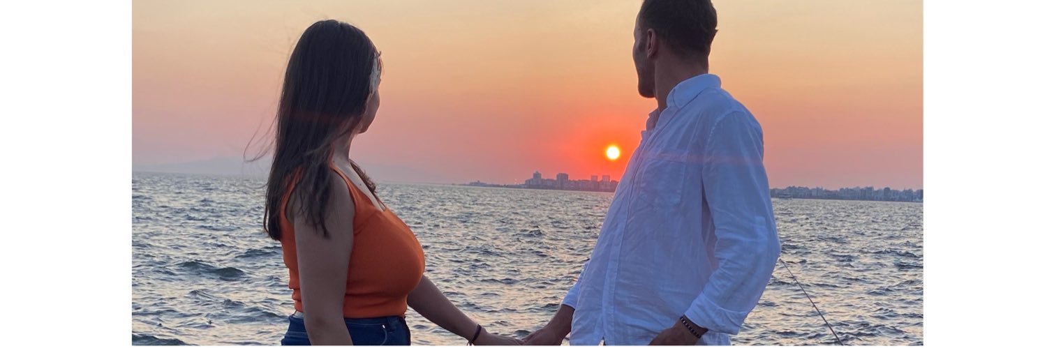 ozgegull3's profile banner image