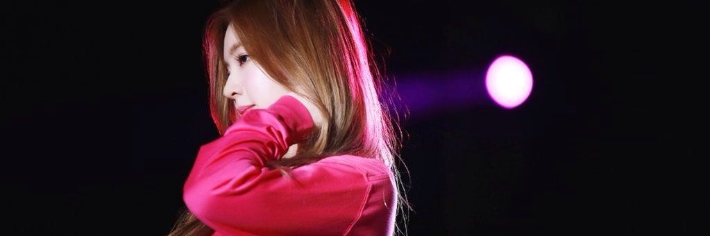 baereneiy's profile banner image