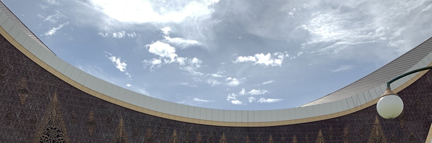 riarkhmwt's profile banner image