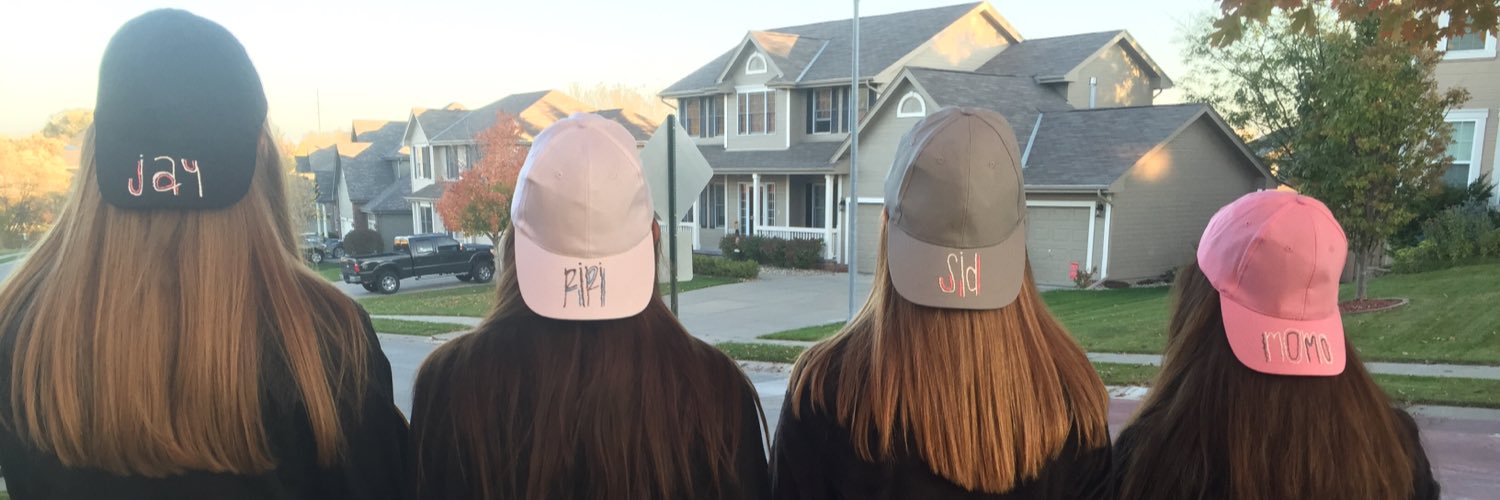 amanda_simon37's profile banner image