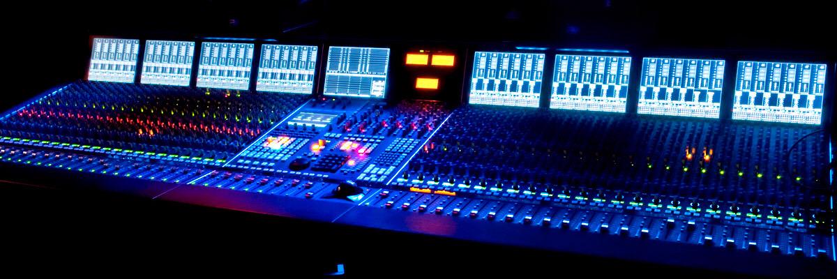thadjsinna's profile banner image