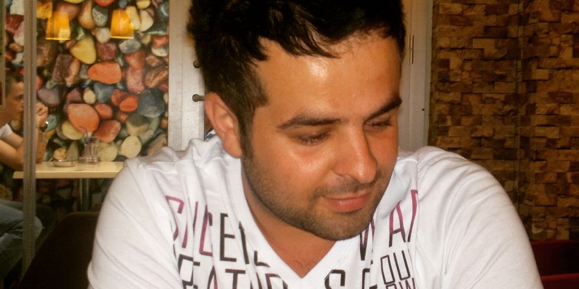 ozerglu's profile banner image