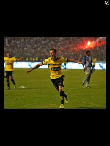 vicenteconcha's profile banner image