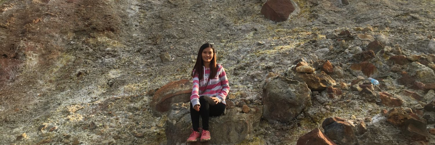 hey_ella124's profile banner image