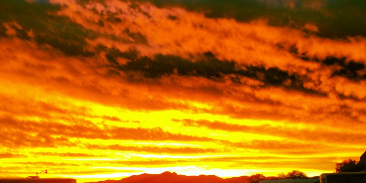 yosoyisa_'s profile banner image