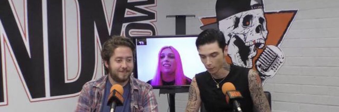 HayleyRocksU banner