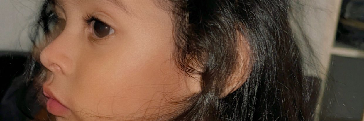 Laumarcelaaa_'s profile banner image