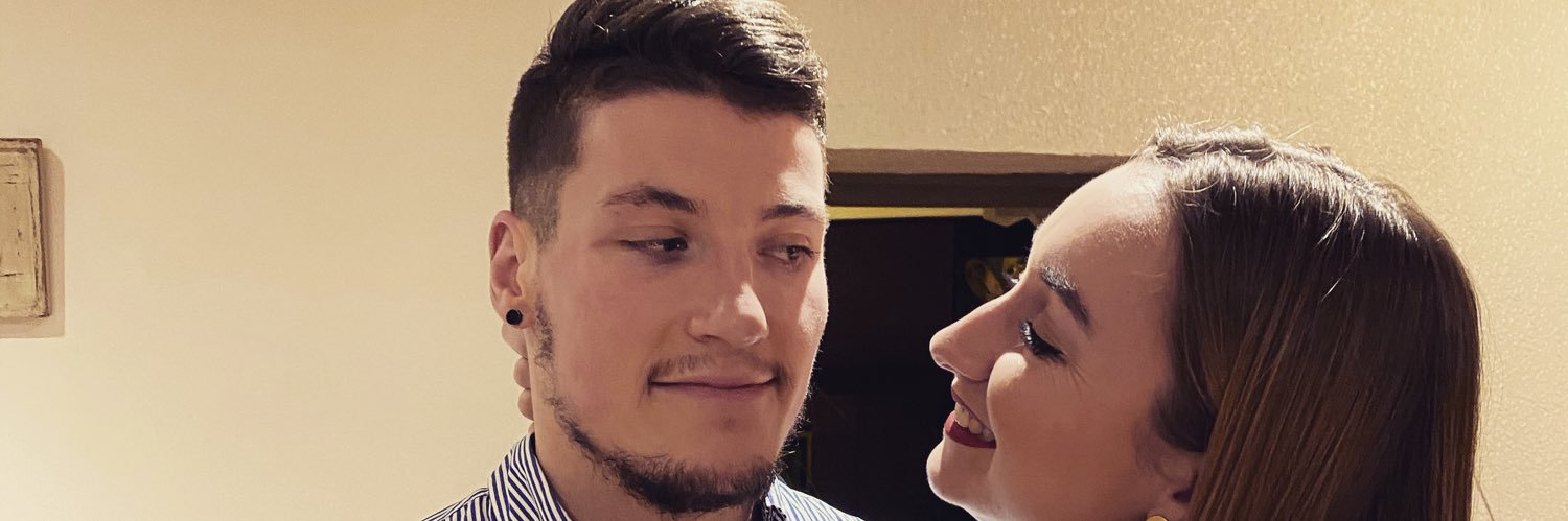 LounaAndre's profile banner image