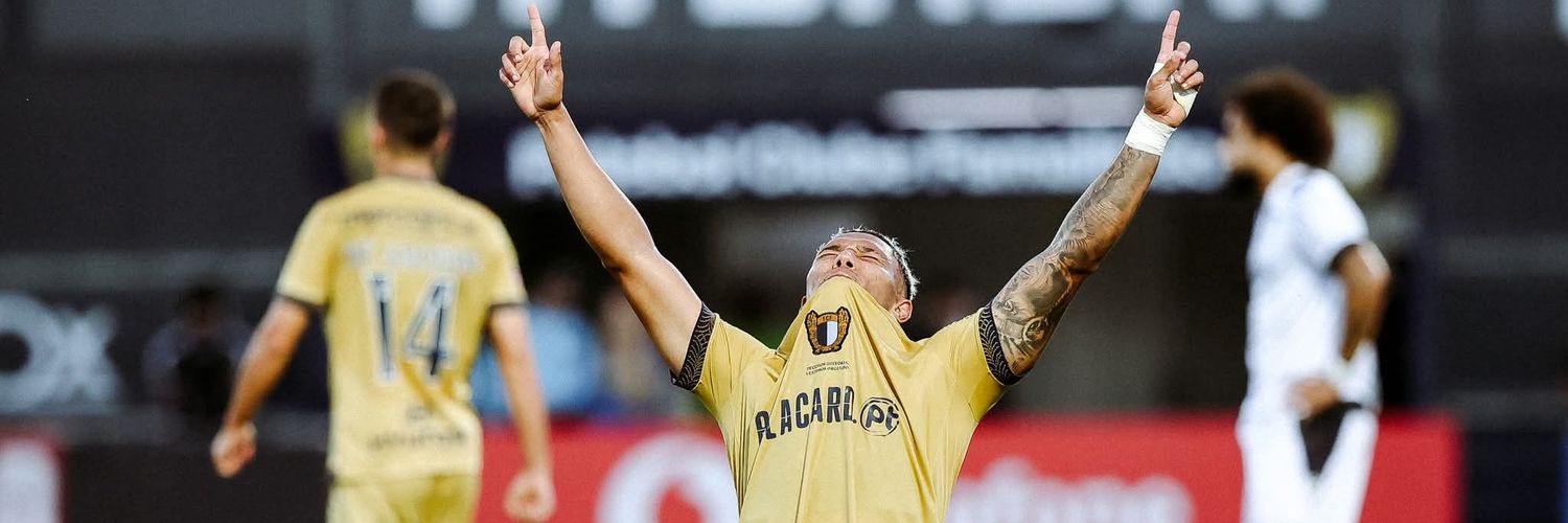 eissoaifama's profile banner image