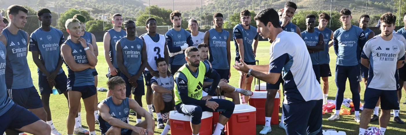 Stuart MacFarlane banner